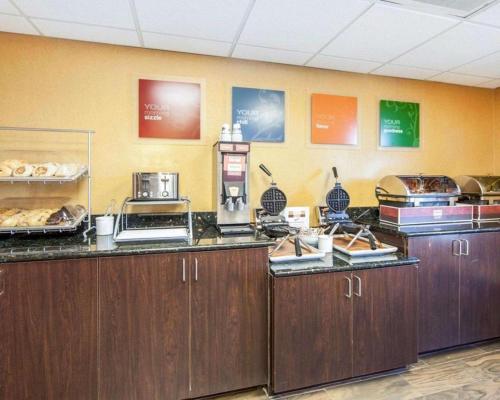 Comfort Suites – Rome, GA