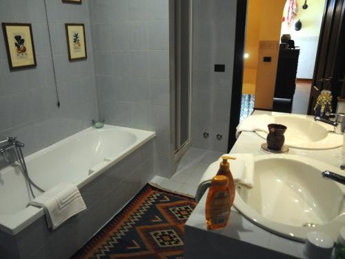 Double Room with Private External Bathroom