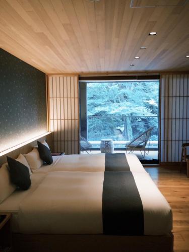 Twin room, garden view, balcony