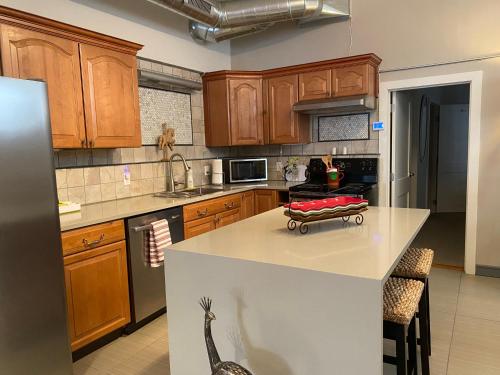 Konyha, Carousel Lofts - cool space and great location in Englewood (CO)