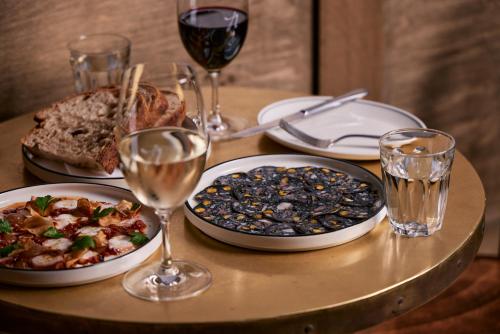 餐飲選擇, Naughtons Hotel in 帕克維爾