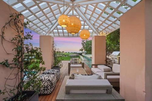 Villa Azure - by Stay Awhile Villas in Malibu