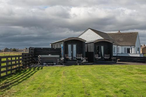 Farr North Lodge 1 By The Sea in Wick