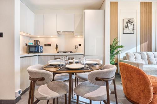 STAY BY LATINEM Luxury 1BR and Study Holiday Home CC 2808 Near Downtown, Dubái (foto 5)
