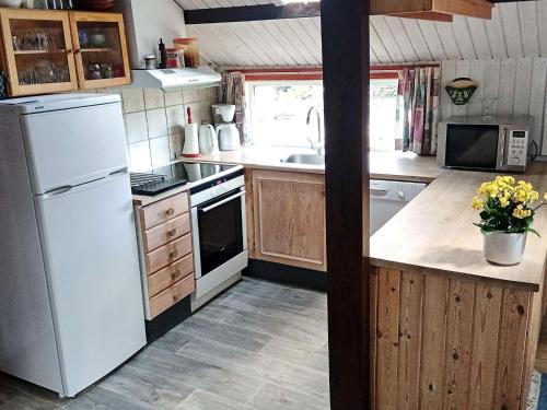 6 person holiday home in Hadsund-By Traum in เฮลเบอร์สคอฟ