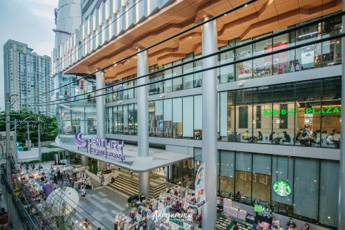Glow House Sukhumvit 54 - 레스토랑
