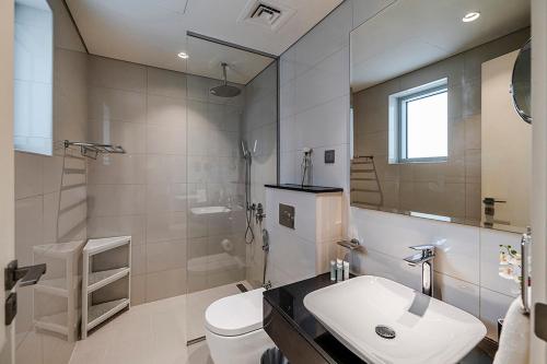 Stylish Studio With Pool View Mins to Dubai Mall, Dubai (foto 8)