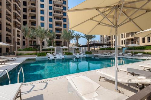 Stylish Studio With Pool View Mins to Dubai Mall, Dubai (foto 4)