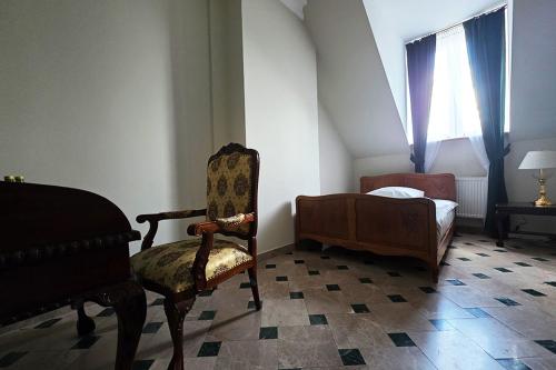 1 double bed