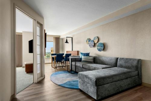 2 double beds