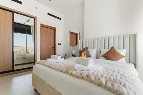 VayK - Brand New and Bright 1BR in JVC - image 3