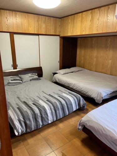 なぎさの宿 日本文化古き良き建物畳敷 大家族グループ利用 長期滞在ok駐車場無料 日本の真ん中Mie Suzuka Ise