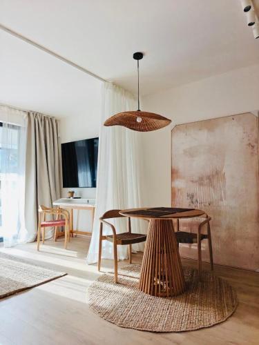 Japandi Pearl Designed Studio,Parking ,Aircon, O2, Praga (foto 8)