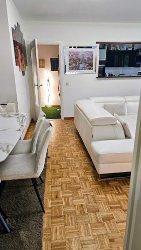 Chambre meublée chez l'habitant a uccle, Bruxelles (photo 5)