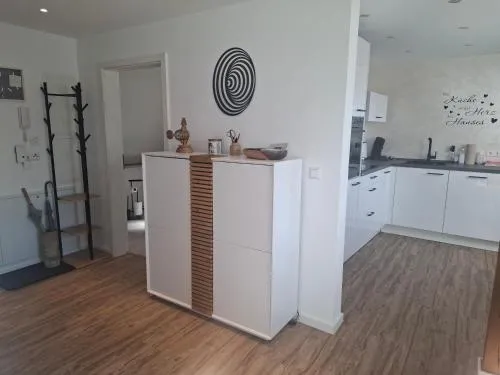 Moderne DG-Wohnung mit Flair in guter Lage in Karlsruhe, Deutschland