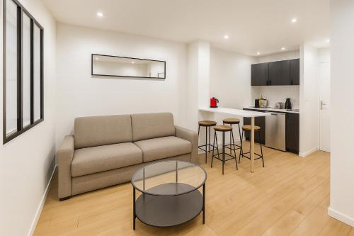 Flat near Bois de Vincennes, Paříž