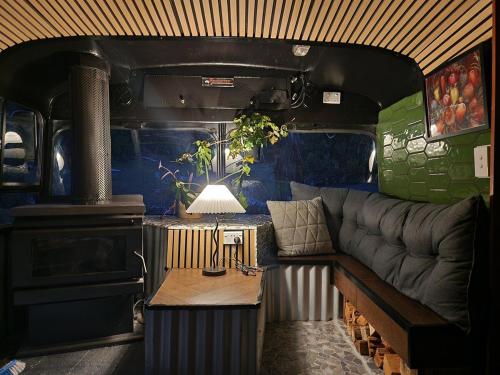 Banksia Bus in Grove