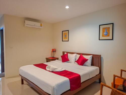 room detail thumbnail 1