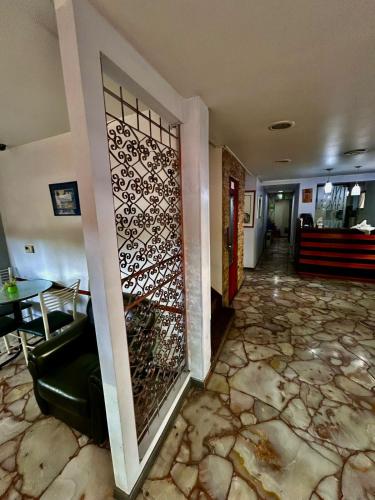 Castelar - image 5