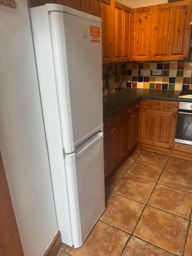 The Greenfield Inn Guest House in ลานนีลลิ