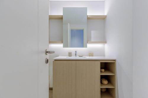 Allsopp & Allsopp - 2 Bedroom Apartment in Belgravia III A JVC - main image