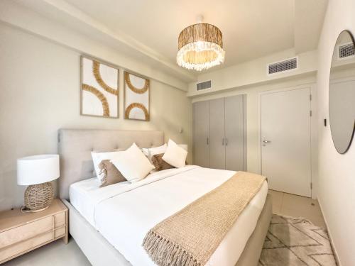 2BR Duplex with Terrace & Courtyard Views Near the Beach, Ras al-Khaimah (foto 9)