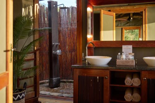 Buffelsdrift Game Lodge