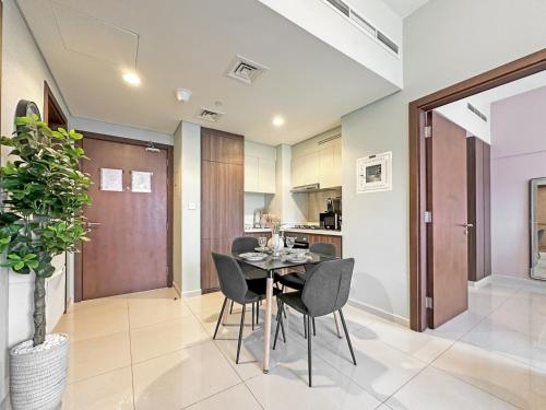 Modern 2-Bedroom Living in Reva Residences, Dubai, Dubai (Foto 9)