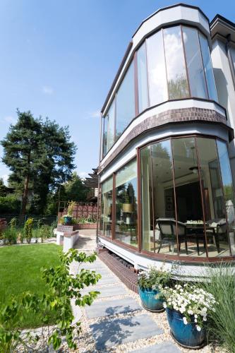 Avanti Villa 1