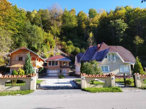 Lekic B&B in Krajista