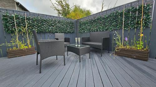 Dārzs, Ffoswen Pembrokeshire Holiday Home in Blaenffos