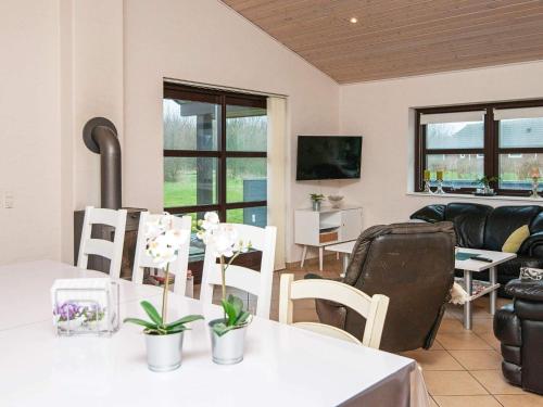 8 person holiday home in Sydals-By Traum in Skovby