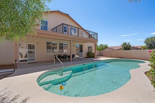 Catalina Pool-side Hideaway 4 Bed 3 Bath, Tucson