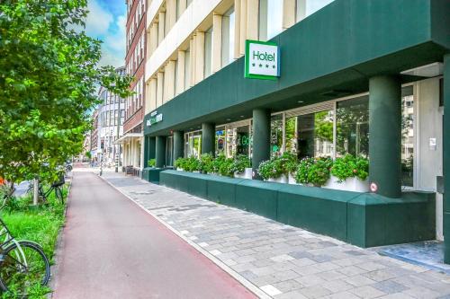 Court Garden Hotel – The Hague, WV