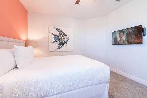 Splendid Home with Loft Area & Private Pool near Disney - 7619B - image 12