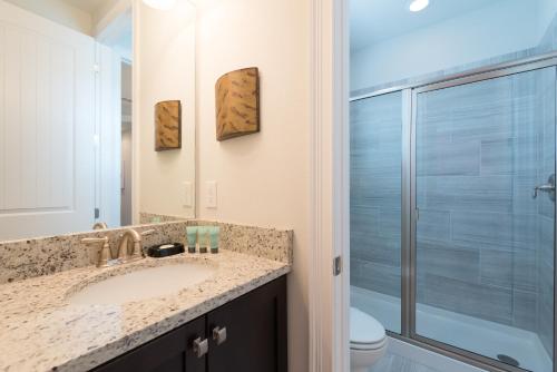 Splendid Home with Loft Area & Private Pool near Disney - 7619B - image 10