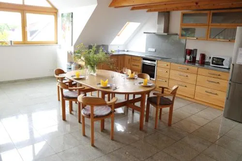 Apartment Dachgalerie 110 m2 in München, Deutschland