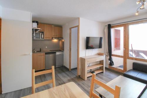 Shared lounge/TV area, Val Thorens - Appartements Ski aux Pieds au Cœur des Pistes in Saint-Martin-de-Belleville