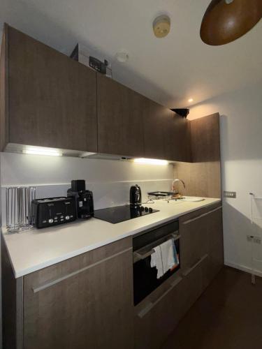Spacious 3-BR Apt in Central, Birmingham, Бирмингем (фото 6)