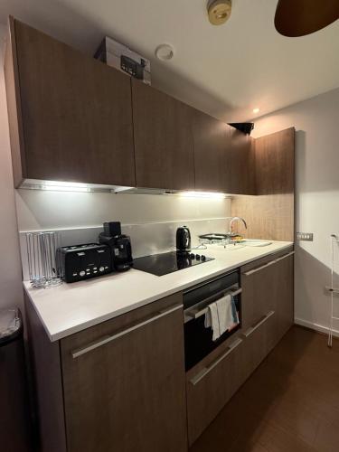 Spacious 3-BR Apt in Central, Birmingham, Бирмингем (фото 7)