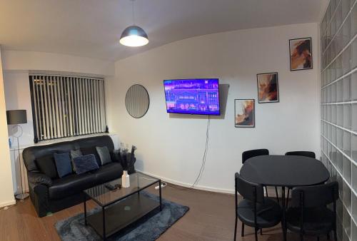 Spacious 3-BR Apt in Central, Birmingham, Бирмингем (фото 8)