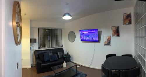 Spacious 3-BR Apt in Central, Birmingham, Бирмингем (фото 10)