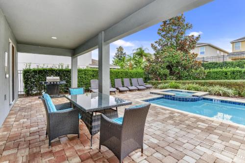 Amazing Home Near Disney with Water Park Access - 7647W - image 2