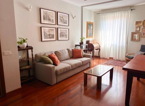 Navigli & Tortona Design District luxury apartment, Milan