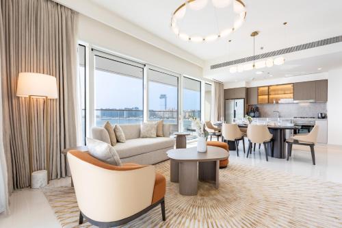 Chic 2 bedroom w Sunset and Palm Jumeirah Views, Dubai (photo 7)