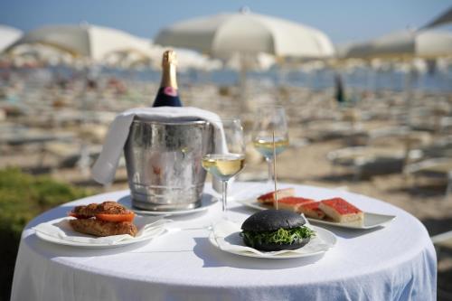 Hotel Il Caminetto in Porto San Giorgio