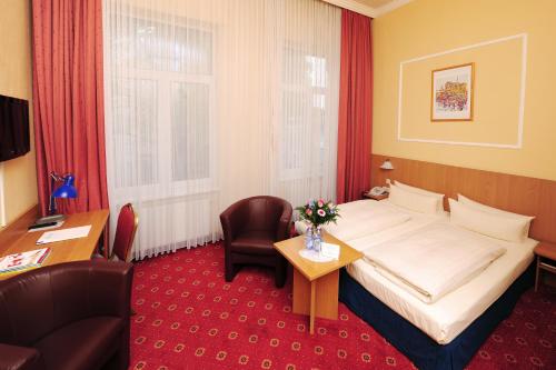 2 twin beds