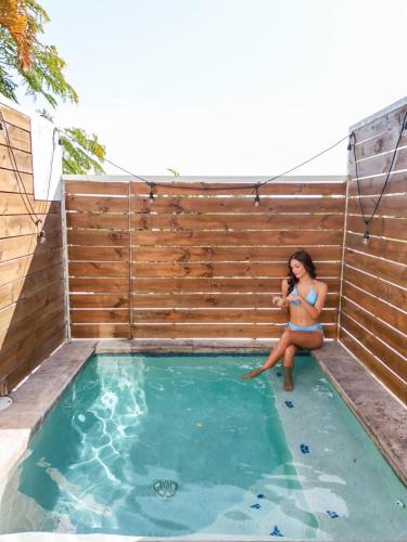 Casa Loba Suite 3 with private pool and tub