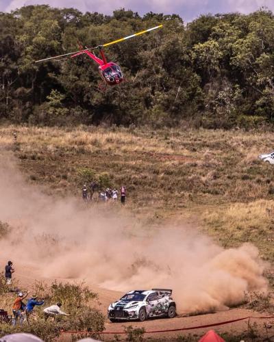 Calentando Motores in 卡門德爾帕拉納