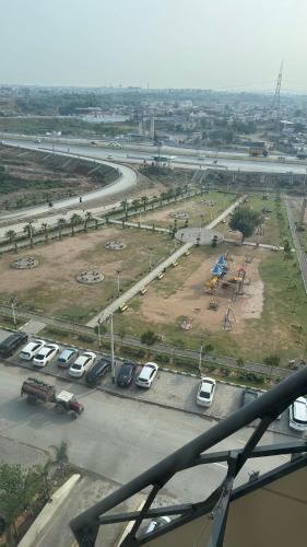 Skyluxe 2 Chic 1Bedroom w Rooftop Club N Pool Access - image 4